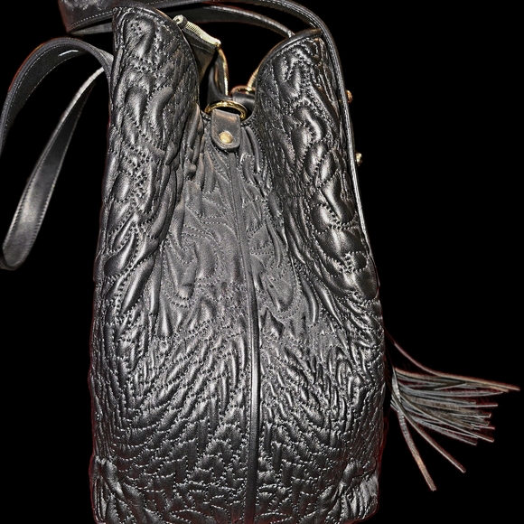 Valentino Orlandi Black Textured Shoulder Bag with Gold Details - Picture 3 of 5